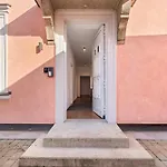Evora Lux - Arcade - New - 4 Bedrooms - Modern