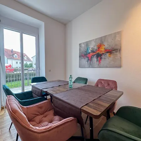 Evora Lux - Arcade - New - 4 Bedrooms - Modern * ブルクアウ