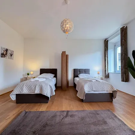 Evora Lux - Arcade - New - 4 Bedrooms - Modern * Burgau