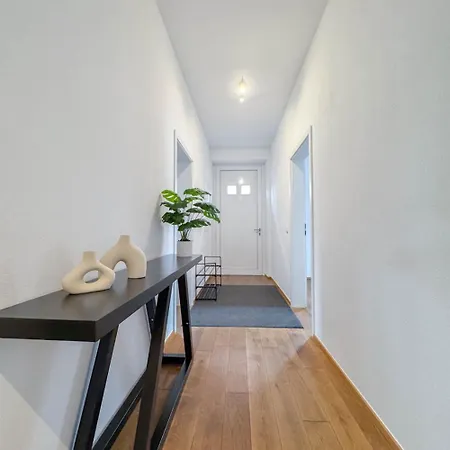 Evora Lux - Arcade - New - 4 Bedrooms - Modern *