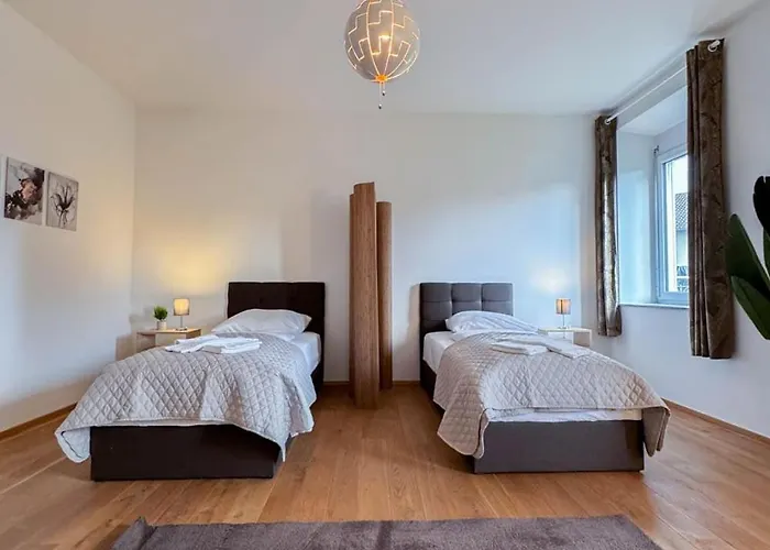 Evora Lux - Arcade - New - 4 Bedrooms - Modern * Burgau